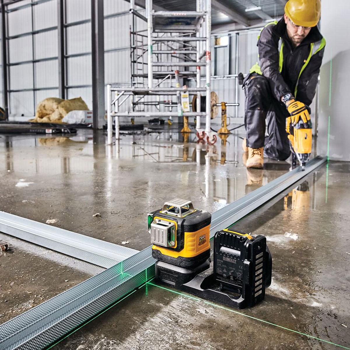 level3 金テープ フルサイズ DeWalt 20V MAX XR® 3 X 360 Green Line Laser DCLE34030GB | AMES